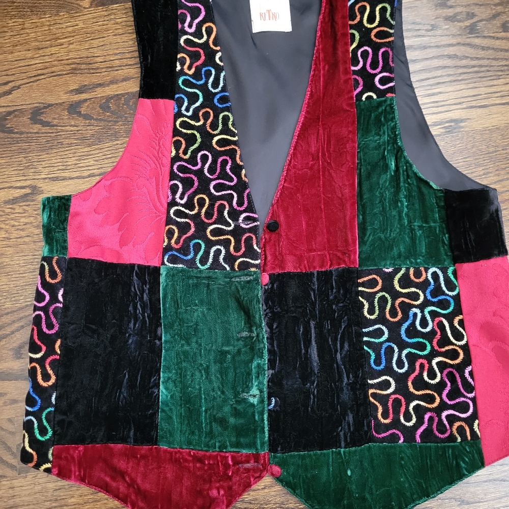 RETRO VEST